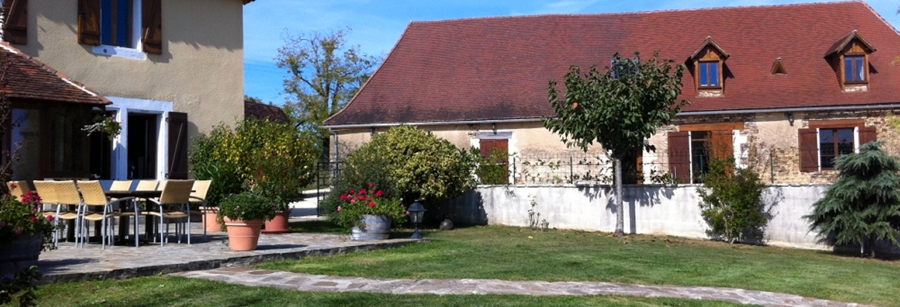Trail Running Holidays in Dordogne, France - Farmhouse and studio